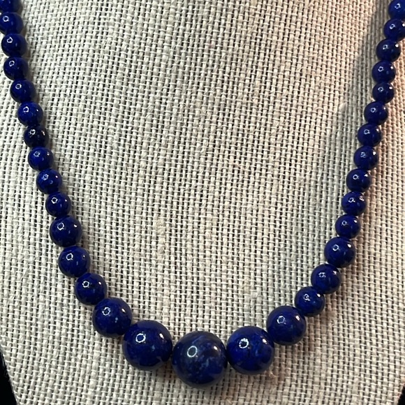 🛑 SOLD🛑 18” Solid Beaded Lapis Lazuli Sterling Silver Clasp Necklace 190carats - Picture 3 of 11